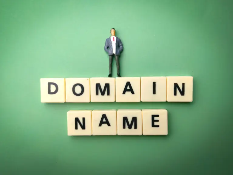 Domainnamen finden: So findest Du einen passenden Namen für Deine Webseite